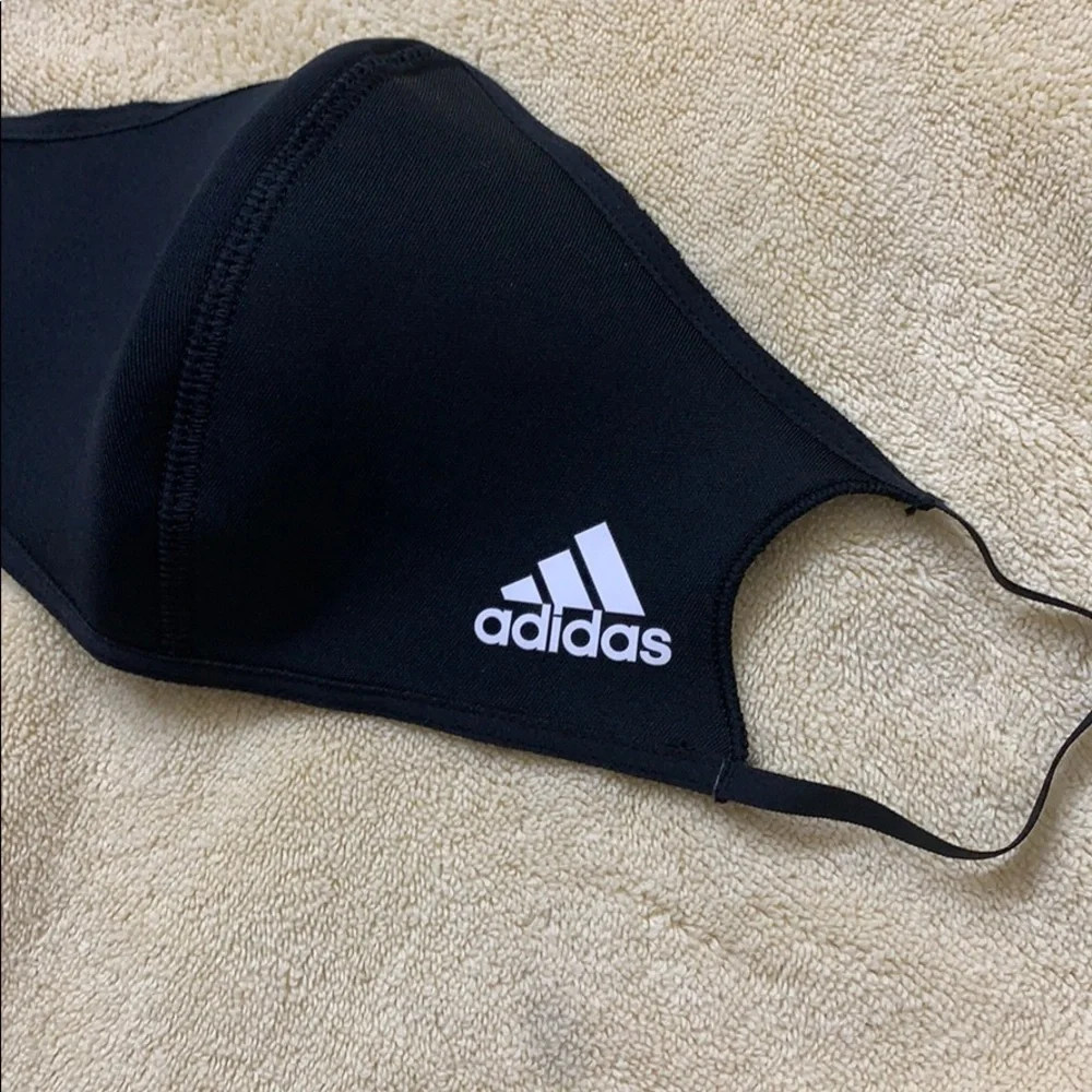 ADIDAS Unisex FACE COVER - Size M/L